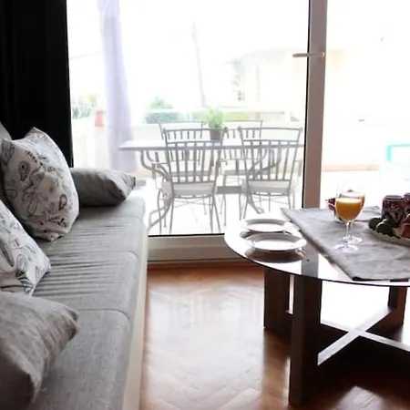 Maia's Znjan Apartman *